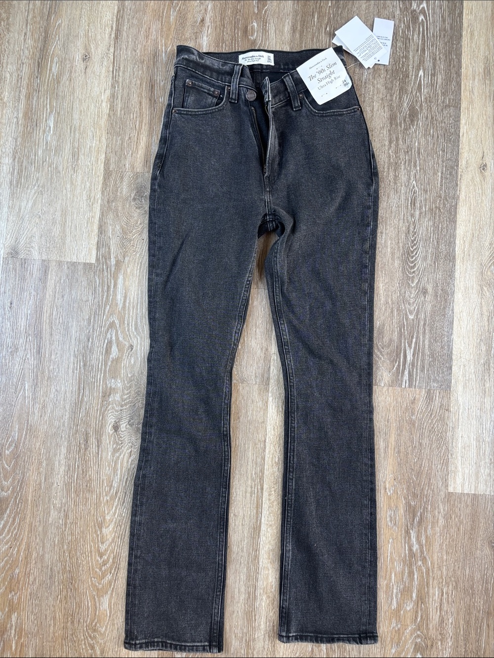 Abercrombie & Fitch The 90s Slim Straight Ultra High Rise Washed Black Jeans